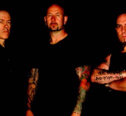 Νέο συγκρότημα από πρώην μέλη των Venom