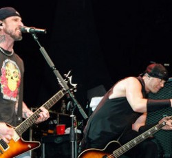 Νέο συγκρότημα σχηματίζουν μέλη των Alter Bridge και Sevendust 