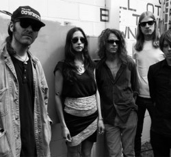 Psychic Ills και The Men ζωντανά στην Ελλάδα