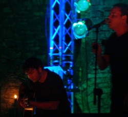 Οι Puressence έρχονται για μία ακουστική συναυλία στον Σταυρό του Νότου 