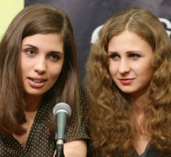 Αγωγή των Pussy Riot στη ρώσικη κυβέρνηση 