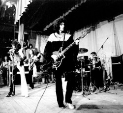 Live κυκλοφορία από τα παλιά για τους Queen 