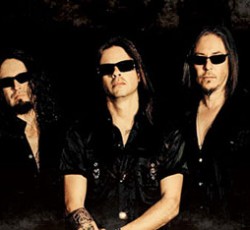 Ο Todd La Torre αφήνει τους Crimson Glory και αφοσιώνεται στους Queensryche 