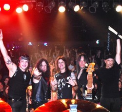 Ακούστε το "Redemption" των Queensryche (χωρίς τον Tate) 