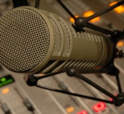 Το Rocking.gr Radio Show επιστρέφει δυναμικά σήμερα, στις 22:00, στον Wave 97.4 