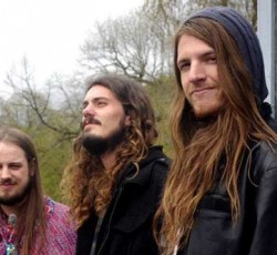 Ακούστε το νέο single των Radio Moscow 