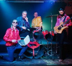 Οι τελευταίες λεπτομέρειες για την εμφάνιση των Raketkanon στην Αθήνα 