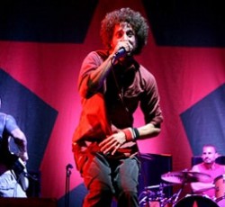 Δε θα ηχογραφήσουν νέο album οι Rage Against The Machine προς το παρόν