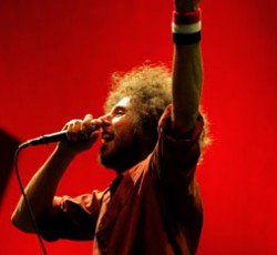 Πληθώρα ροκ καλλιτεχνών εναντία στην πολιτεία της Αριζόνα 