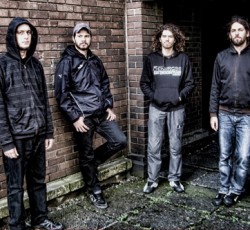 Οι Raw In Sect παρουσιάζουν ζωντανά το νέο τους album 