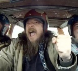 Το online video game των Red Fang 