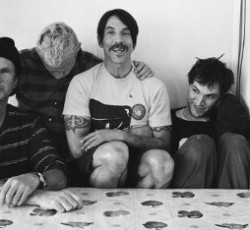 Red Hot Chili Peppers: «O Josh Klinghoffer άλλαξε πολύ τον ήχο μας» 
