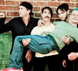 Διαθέσιμες για download οι πρόσφατες συναυλίες των Red Hot Chili Peppers 