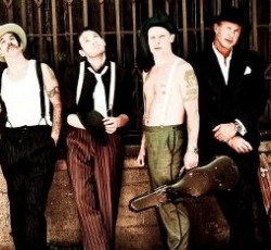 Με τον Jimmy Page επιθυμούν να παίξουν οι Red Hot Chili Peppers 