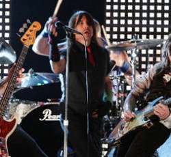 Ανακοινώθηκαν οι πρώτες ημερομηνίες της ευρωπαϊκής περιοδείας των Red Hot Chili Peppers 