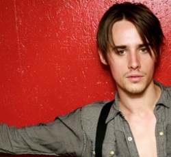 Λεπτομέρειες για τη βιογραφική ταινία του Jeff Buckley 