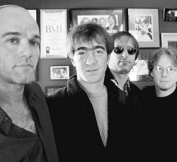 Παρ' ολίγον επανένωση των R.E.M. 