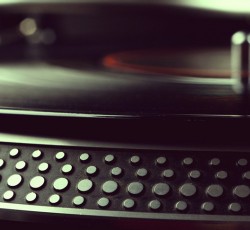 Αύξηση στις μουσικές πωλήσεις στο Ην. Βασίλειο για πρώτη φορά από το 2004 