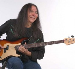 Nεκρός ο Rick Rosas, μπασίστας του Neil Young 