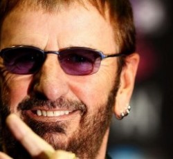 Ringo Starr: «Τα remastered album των Beatles ανέβασαν τη φήμη μου ως drummer» 