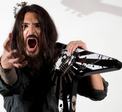 Ο Robb Flynn (Machine Head) αποκαλεί το "Hail To The King" των Avenged Sevenfold δίσκο διασκευών 