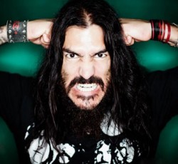 Ο Robb Flynn (Machine Head) επιτίθεται στους οπαδούς των Children Of Bodom