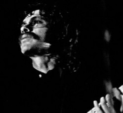 Clapton, Winwood, Reznor, Morello και Randolph συμμετέχουν στο νέο album του Robbie Robertson 