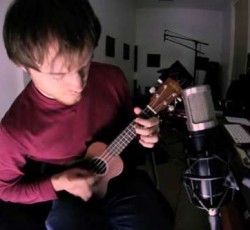 Εντυπωσιακή διασκευή στο "War Ensemble" των Slayer με γιουκαλίλι αντί για κιθάρα (video) 