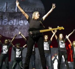Στο Ολυμπιακό Στάδιο θα παρουσιάσει το The Wall ο Roger Waters 