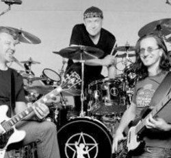 Τα περιεχόμενα του νέου DVD των Rush