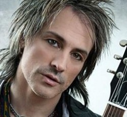 Guitar clinic από τον Ryan Roxie αυτή την Πέμπτη στην Αθήνα 