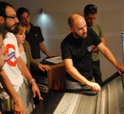 Ιούνιος και σεμινάρια με ελεύθερη είσοδο στο SAE Athens 