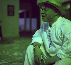 Salif Keita: Δύο συναυλίες για τα παιδιά της Αφρικής, εναντίον του Aids 