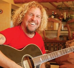 Δε θα έλεγε όχι στο ενδεχόμενο να ηχογραφήσει νέο album με τους Van Halen o Sammy Hagar