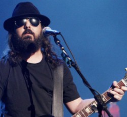 Videoclip από τους Scars On Broadway 