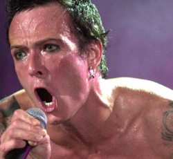 Να προσχωρήσει στους Alice In Chains ήθελε ο Scott Weiland, σύμφωνα με τον Jerry Cantrell 