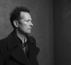 Έφυγε από τη ζωή ο Scott Weiland 