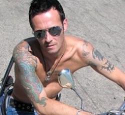 Το Μάιο η αυτοβιογραφία του Scott Weiland 