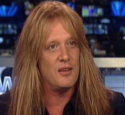 Sebastian Bach: «Τα 4 από τα 5 μέλη της αρχικής σύνθεσης των Skid Row θέλουν το reunion» 