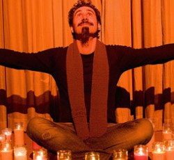 Ακούστε το νέο single του Serj Tankian  