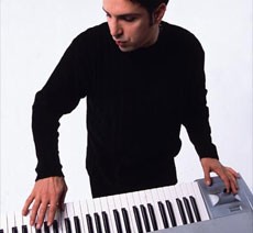 Slash και Billy Idol στο νέο video του Derek Sherinian 