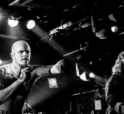 Nέο τραγούδι από τους Shining 