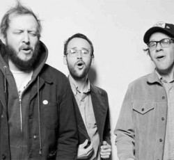 Οι The Shouting Matches (Justin Vernon) διαθέτουν σε streaming ολόκληρο το ντεμπούτο τους 