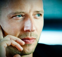 Sivert Hoyem: Άκυρη η συναυλία στην Πάτρα / Δεύτερη ημέρα προστίθεται στην Αθήνα 