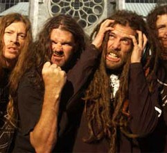 Οι Six Feet Under ηχογραφούν το ''Graveyard Classics 3'' 