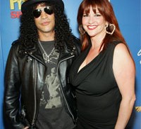 Ο Slash κυκλοφορεί video-clip υποστήριξης στους gay γάμους 