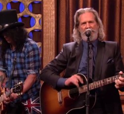 Nέα video από Kasabian, Royal Blood και Slash με Jeff Bridges! 
