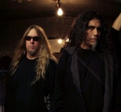 Τα προφυλακτικά των Slayer 