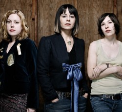 Νέα video από Sleater-Kinney, Alt-J, Royal Blood, Father John Misty