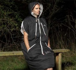 Σλίπινγκ μπαγκ για φεστιβάλ: Η νέα εφεύρεση που θα ...φορεθεί; 